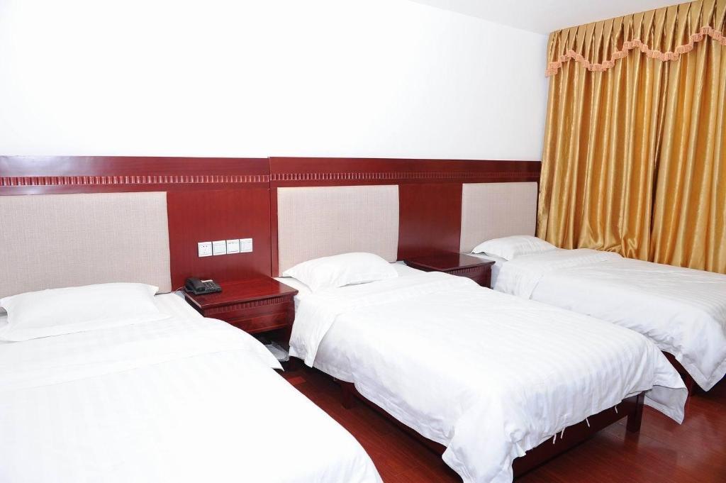 Zhao Qing Hotel Guangzhou Room photo